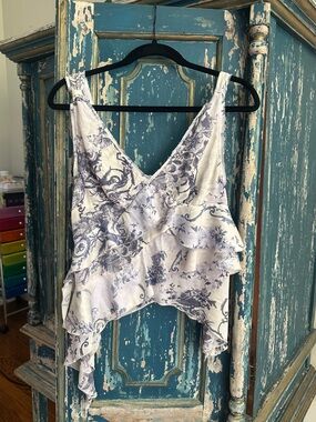Floral Tiered Ruffle Cami Top in Lavender Blue